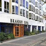 Brandon Conference & Leisure Centre فندق