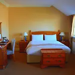 Brandon Conference & Leisure Centre فندق 3*