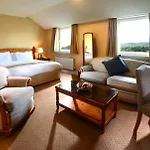 Brandon Conference & Leisure Centre فندق 3*