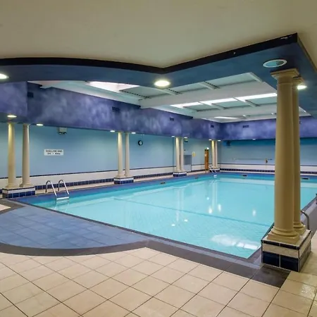 Brandon Conference & Leisure Centre Hotel 3*