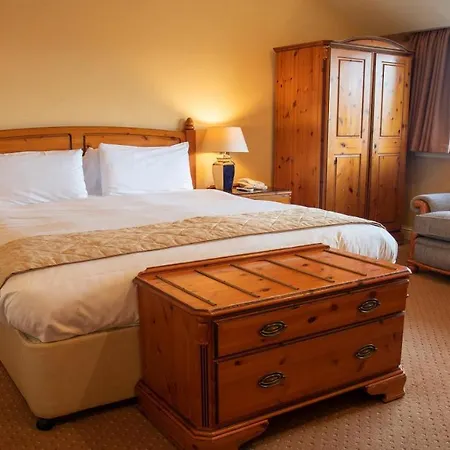 Brandon Conference & Leisure Centre Hotel 3*