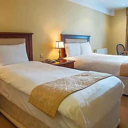 Hotel Brandon Conference & Leisure Centre 3*