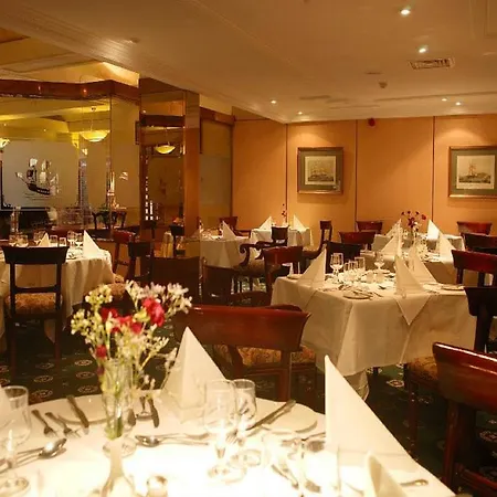 Brandon Conference & Leisure Centre 3*