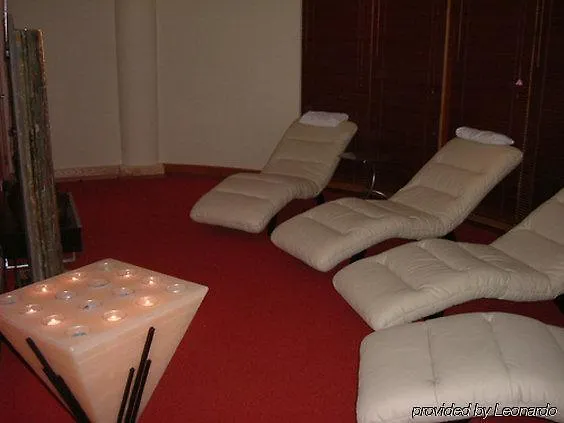 Brandon Conference&leisure Centre 3*